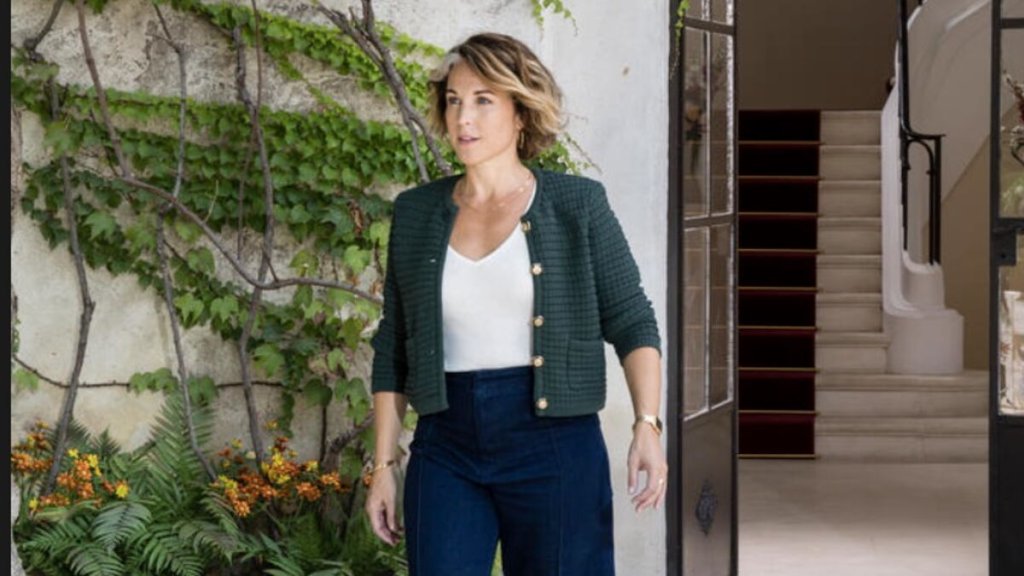 Aurélie Vaneck d’Ici tout commence parle de sa vie de famille recomposée avec son compagnon Aurélie Vaneck d’Ici tout commence parle de sa vie de famille recomposée avec son compagnon