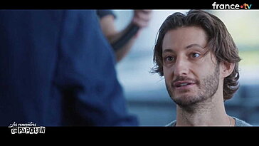 Pierre Niney : La réaction de sa compagne Natasha Andrews face à ses scènes intimes dans Les Rencontres du Papotin