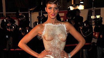 Six tenues audacieuses qu’une personne unique oserait porter