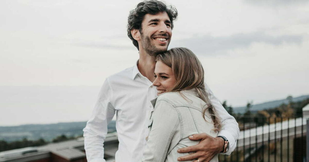 Les trois grandes histoires d’amour du Lion : Quels signes partagent sa passion ?
