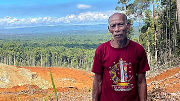 Ngigoro est venu de Halmahera en France pour défendre et protéger son peuple