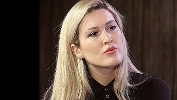 L’étrange mystère de l’adolescence d’Olivia Nuzzi en pop star