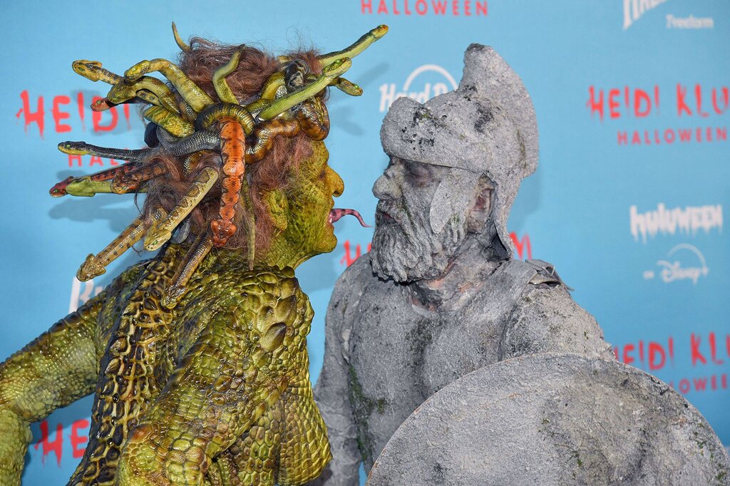 Heidi Klum transforme son mari Tom Kaulitz en statue de pierre, mêlant mythologie et Halloween