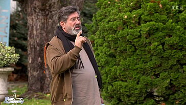 Star Academy : Léo qualifie Papy de « vioc » dans la quotidienne, réaction du prof de théâtre