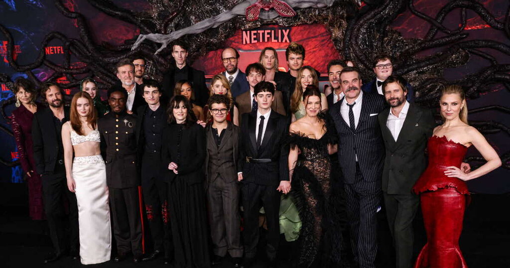 Stranger Things : Un acteur renommé dissimulé sous pseudonyme, interprète d’un tube emblématique Stranger Things : Un acteur renommé dissimulé sous pseudonyme, interprète d’un tube emblématique