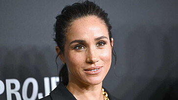 Meghan Markle réagit à la controverse sur une robe empruntée : « Chaque vêtement gardé… »