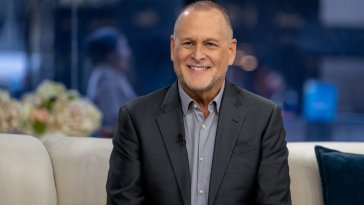 Dave Coulier a reçu un diagnostic de cancer de la langue après un lymphome non hodgkinien