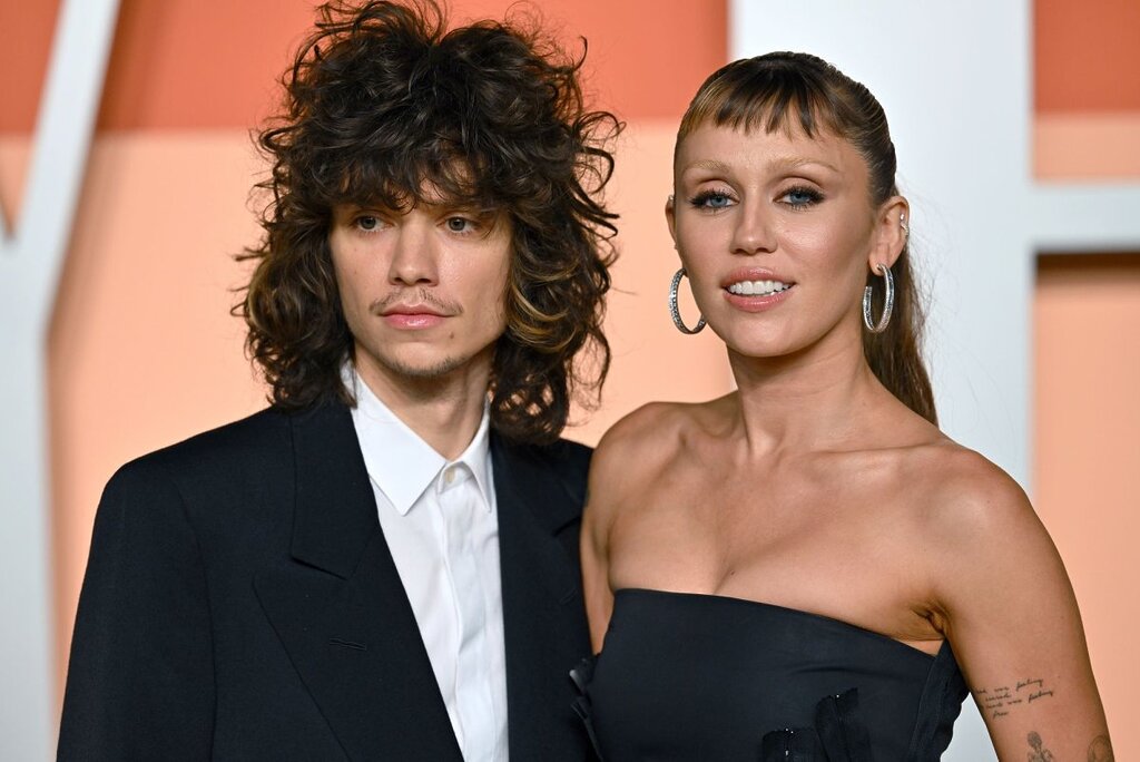 Miley Cyrus annonce ses fiançailles avec Maxx Morondo sur GMA : découvrez l’annonce
