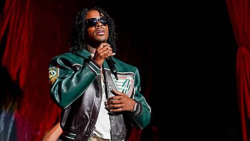Le rappeur Toosii a révélé qu’il intégrera l’équipe de football de l’université de Syracuse