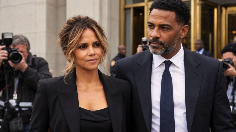 Halle Berry arrive au tribunal, soutenue par son fiancé, après des accusations de violences sur son fils