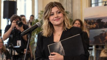 Marine (Star Academy) annonce la sortie de son deuxième album