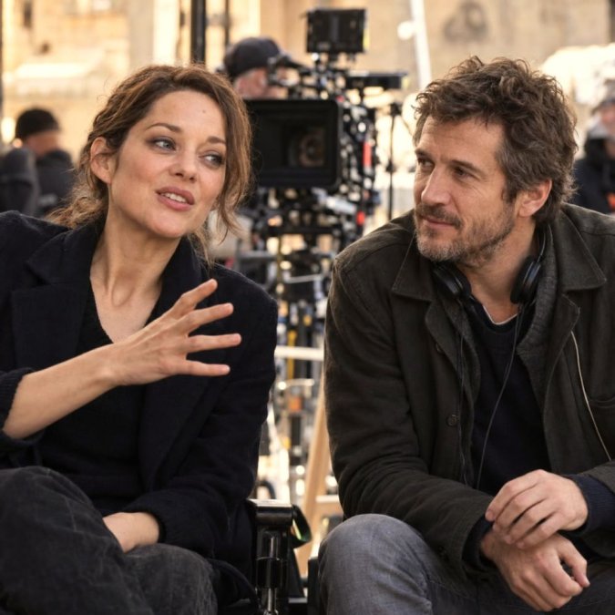Marion Cotillard raconte s’être opposée à Guillaume Canet sur ce tournage : « J’en ai fait un peu qu’à ma tête »