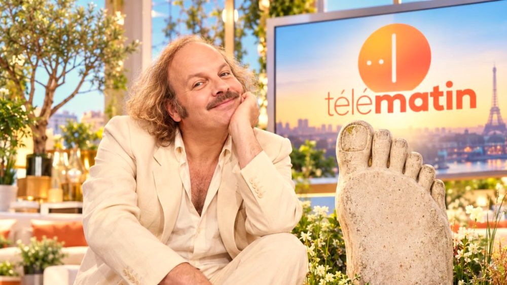 Philippe Katerine parle de ses plans de fin de vie : « Les gens pourront jouer sur ma tombe » Philippe Katerine parle de ses plans de fin de vie : « Les gens pourront jouer sur ma tombe »
