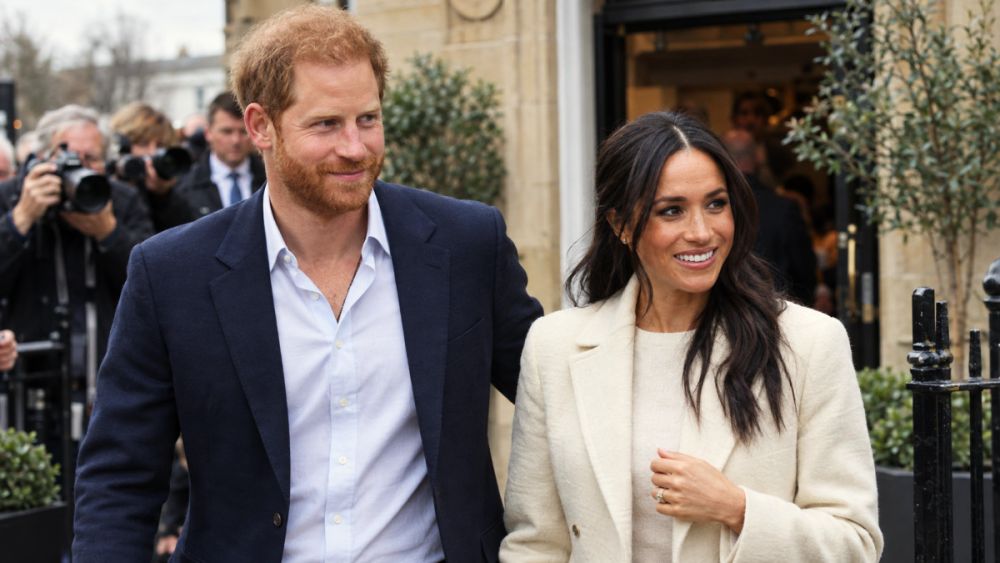 Le prince Harry et Meghan Markle affichent leur complicité lors de leur première apparition publique depuis leur emménagement au Royaume-Uni