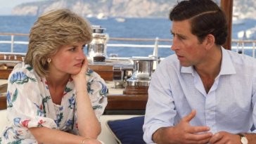 Princesse Diana s’en prend à Charles pendant leur voyage de noces : » Camilla vous les a donnés, n’est-ce pas ? «