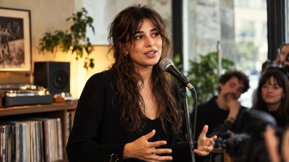 Sophia Stel présente son premier album : » le plus grand album de tous les temps « Sophia Stel présente son premier album : » le plus grand album de tous les temps «