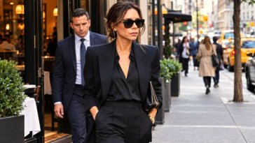 Victoria Beckham aperçue à New York : « espérons qu’il n’y avait pas de serviettes en papier »