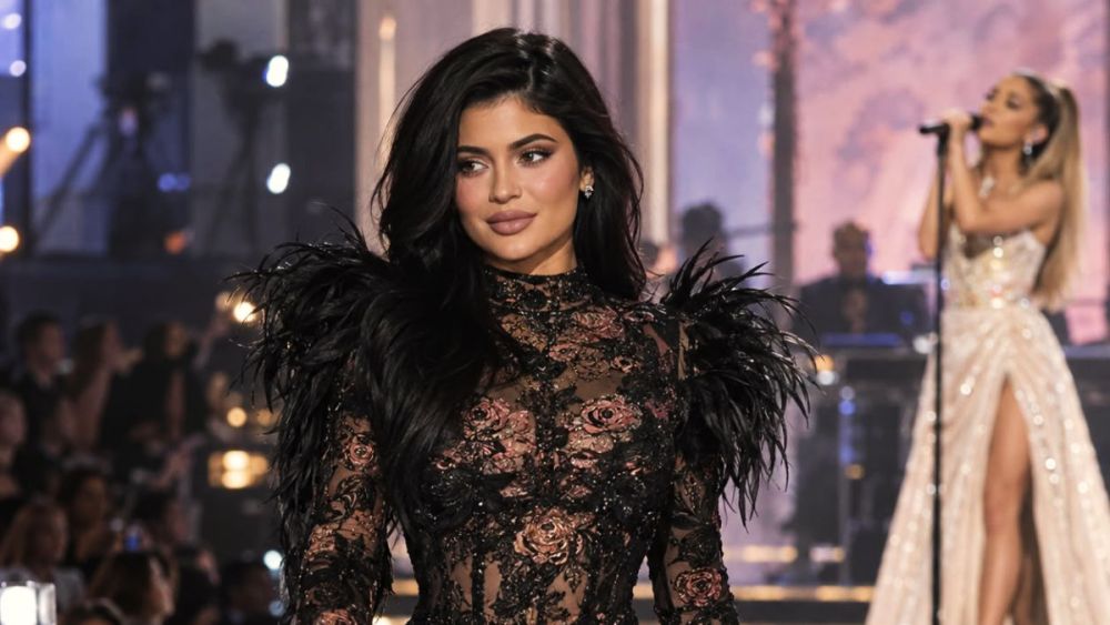 Victoria’s Secret Fashion Show : Kylie Jenner et » Angel of My Dreams » attirent tous les regards Victoria’s Secret Fashion Show : Kylie Jenner et » Angel of My Dreams » attirent tous les regards